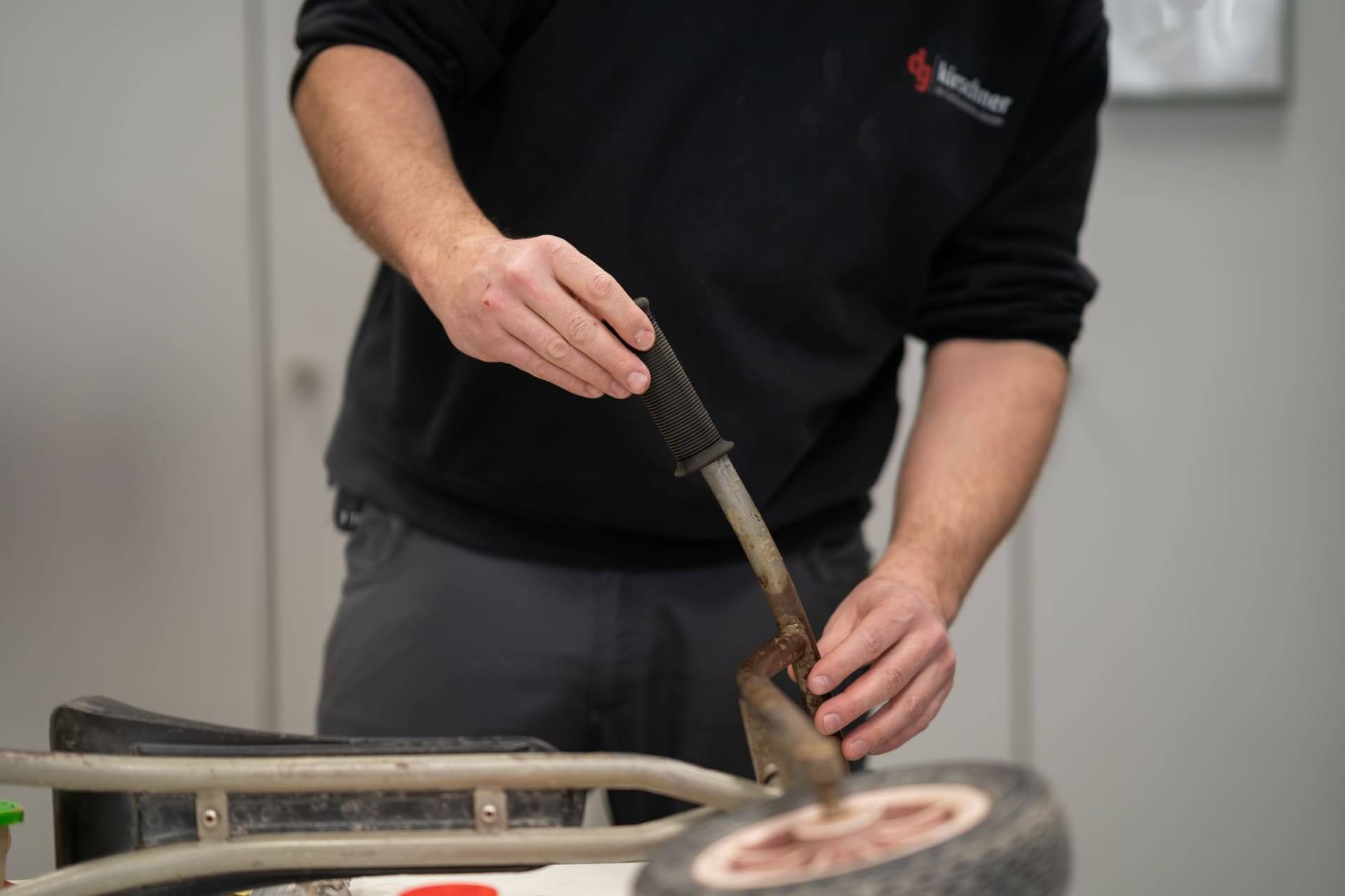 Mitarbeiter für Hausmeisterservice in Bruchsal